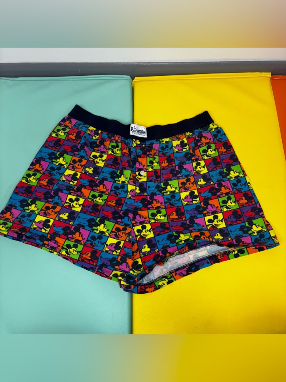 Disney Parks Authentic Mickey Mouse Men’s Large Vintage Boxers Multicolor‎